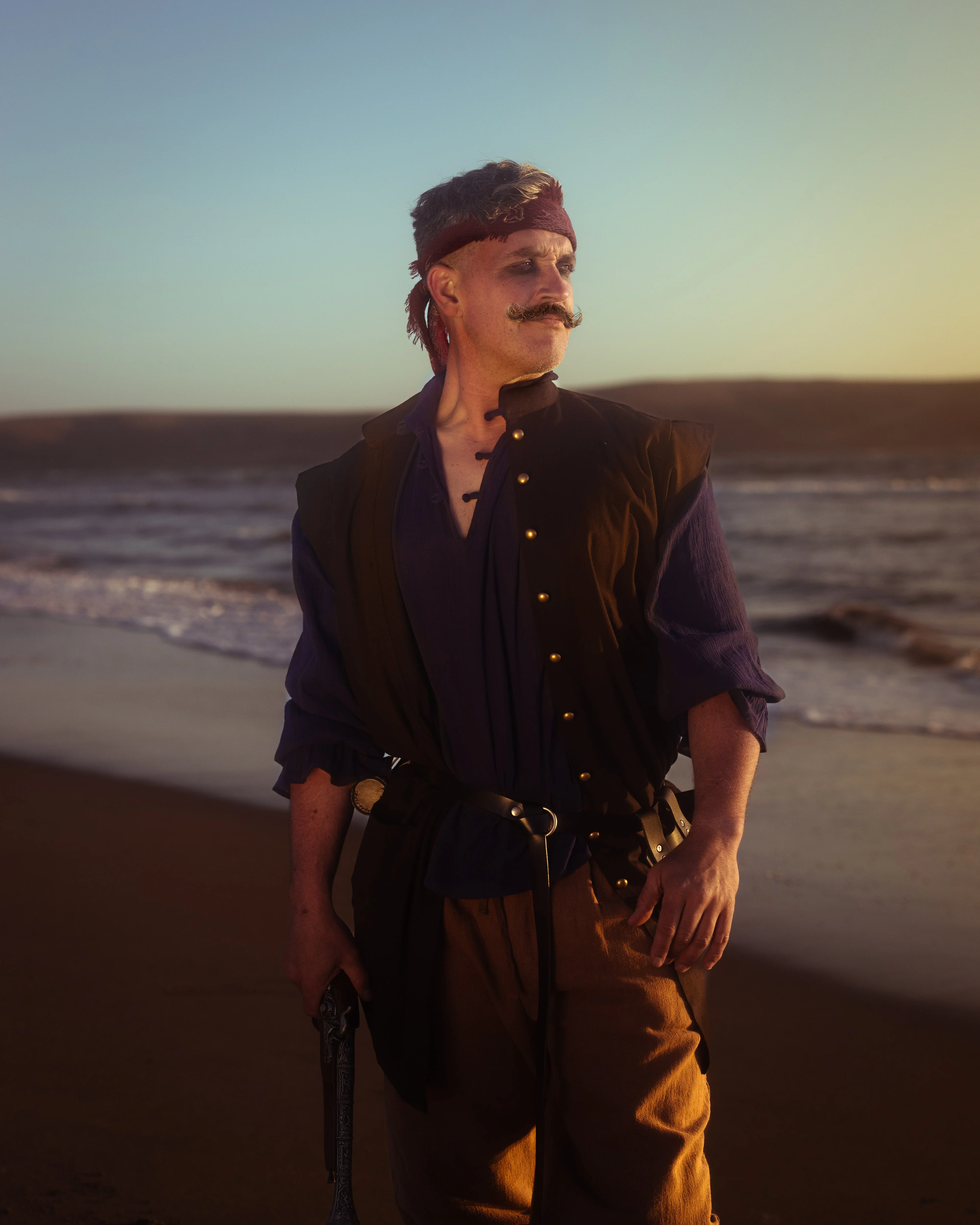 Black Pirate Vest - Image 6