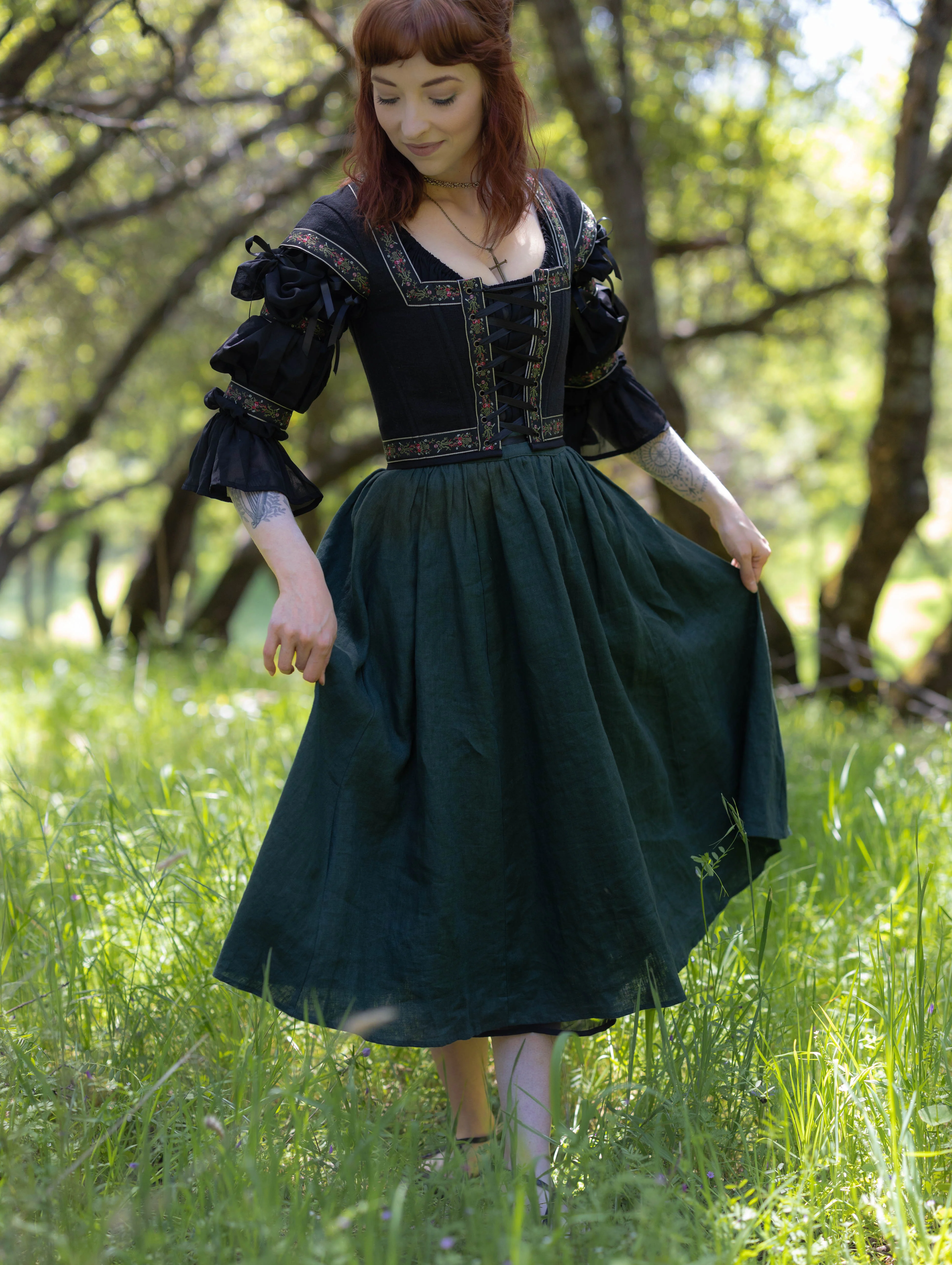 Black Ribbon Folk Bodice - Image 10