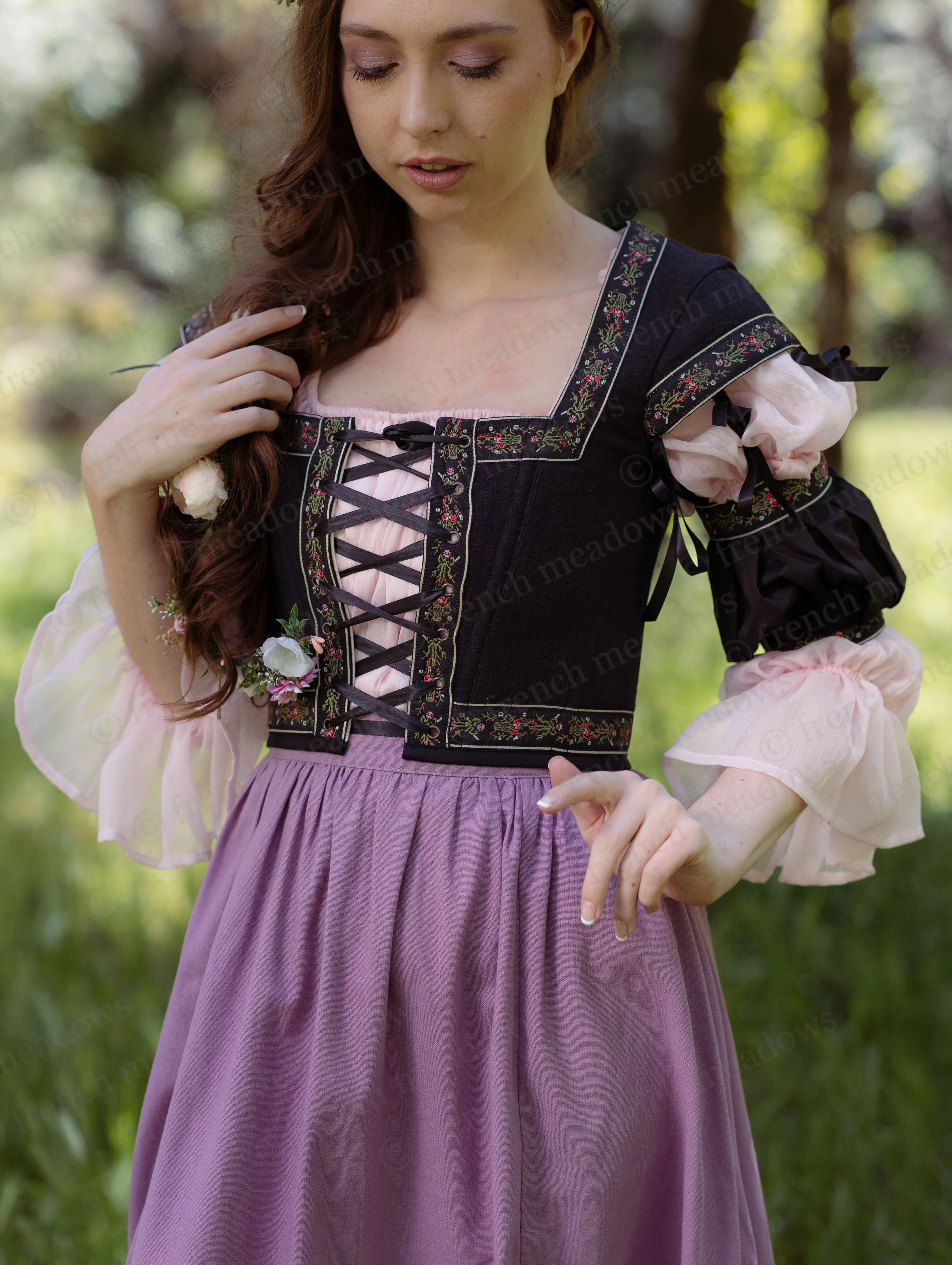 Black Ribbon Folk Bodice - Image 6