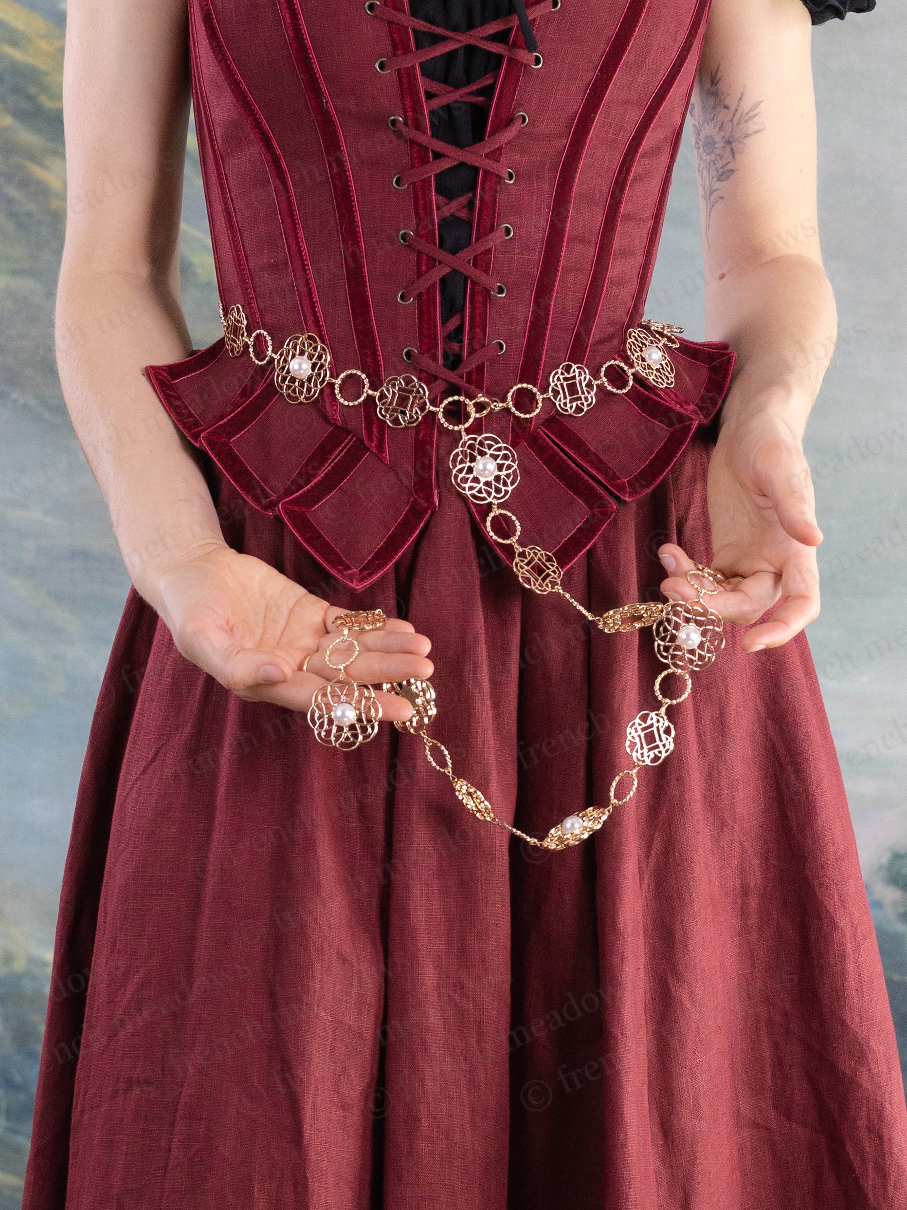 Rosette Medieval Chain Belt - Image 8