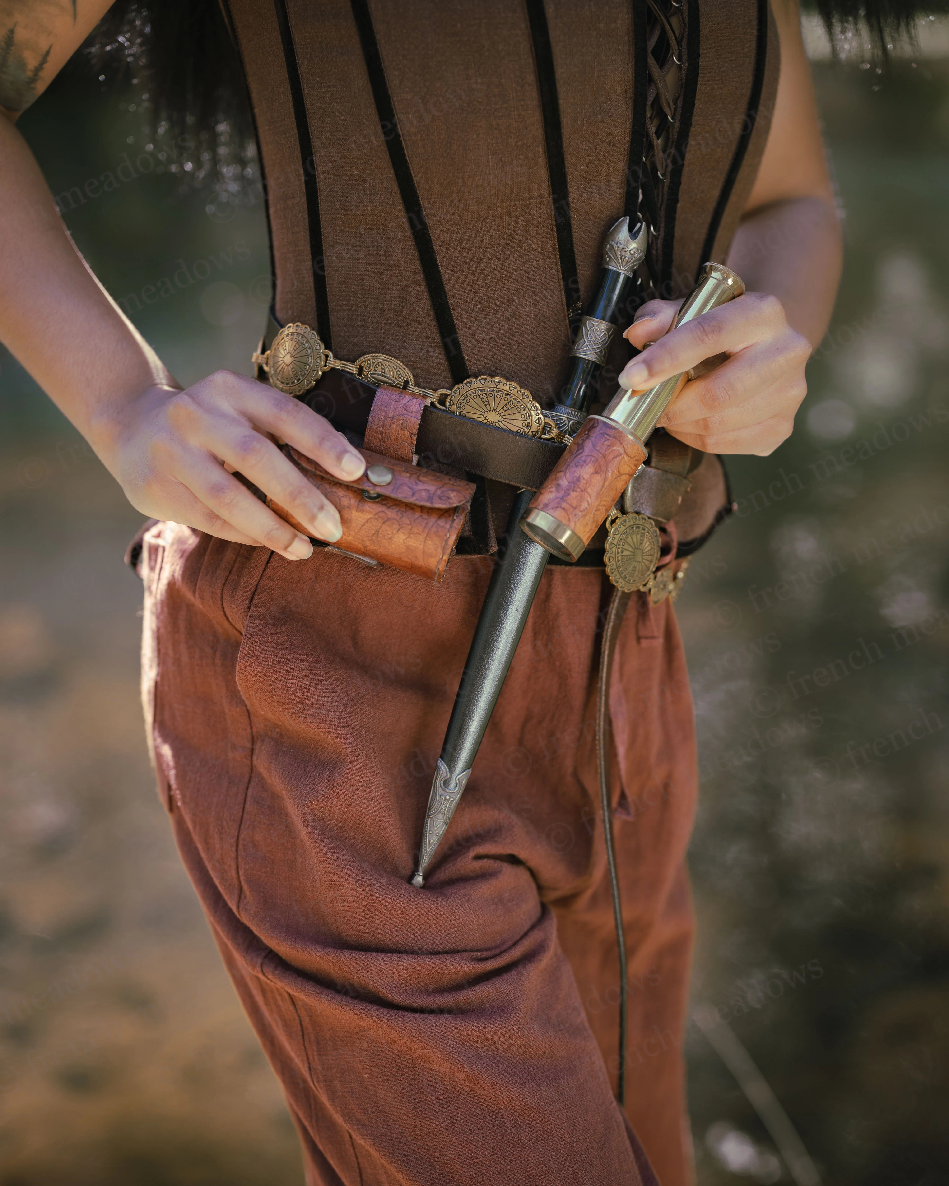 Tavern Bodice - Image 17